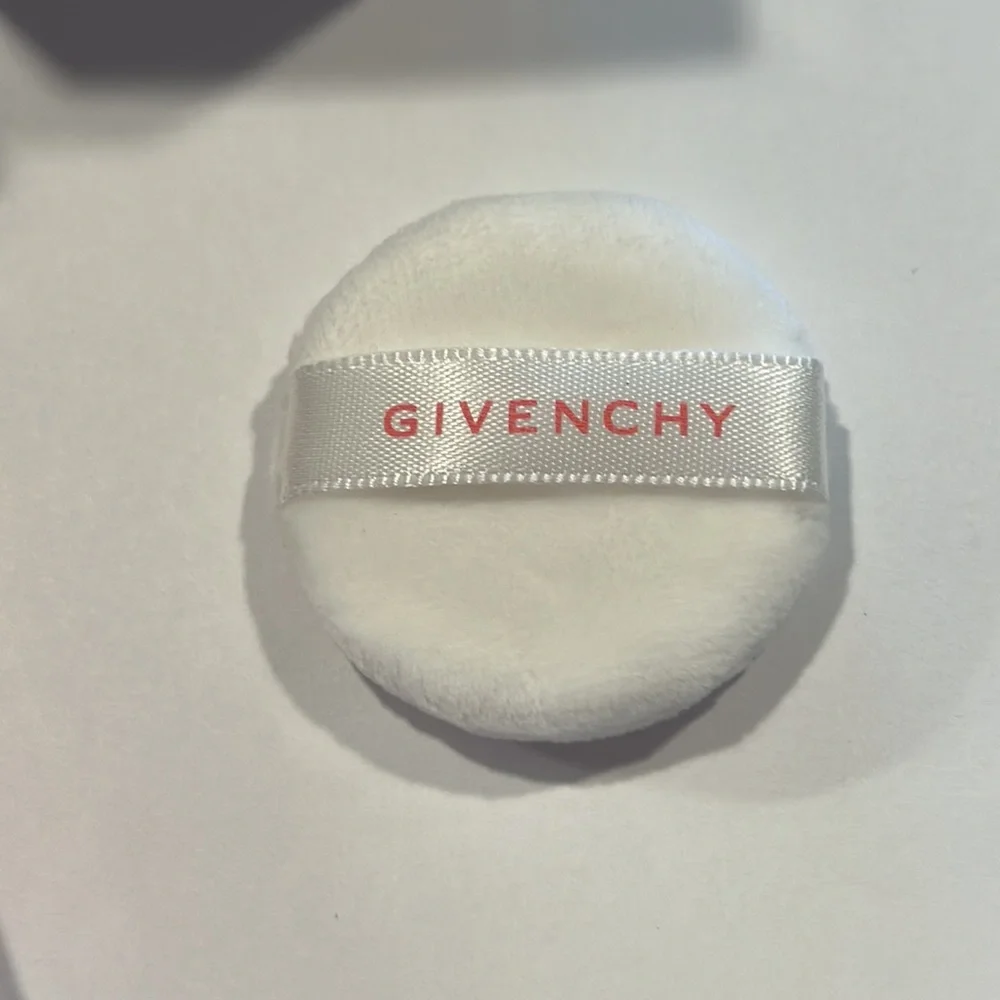 NWT Givenchy Prisme Libre BLUSH Popeline Violine Pink